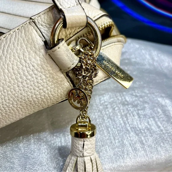 MICHAEL KORS Brooklyn Large Camera Bag Crossbody Purse - Picture 8 of 16